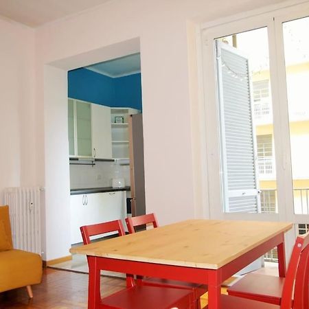 Splendido Appartamento A Pagano Milan Bagian luar foto